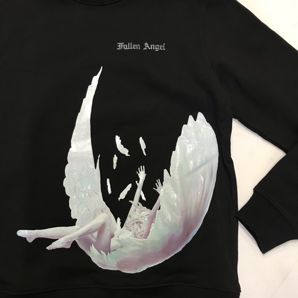 Crewneck - Picture 2 of 3